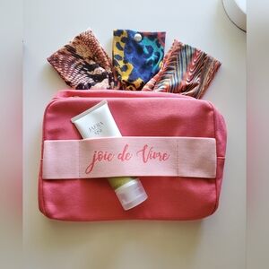 LANCÔME Pink Cosmetic/Toiletry Bag with Goodies 💝